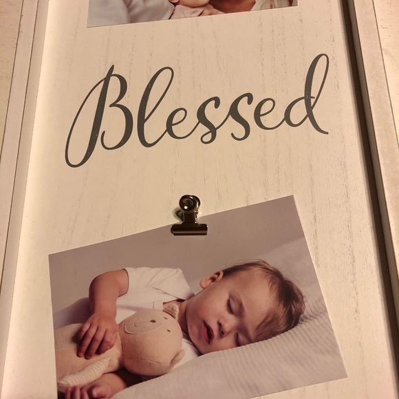 Sentiment  frame - Picture 7 of 12